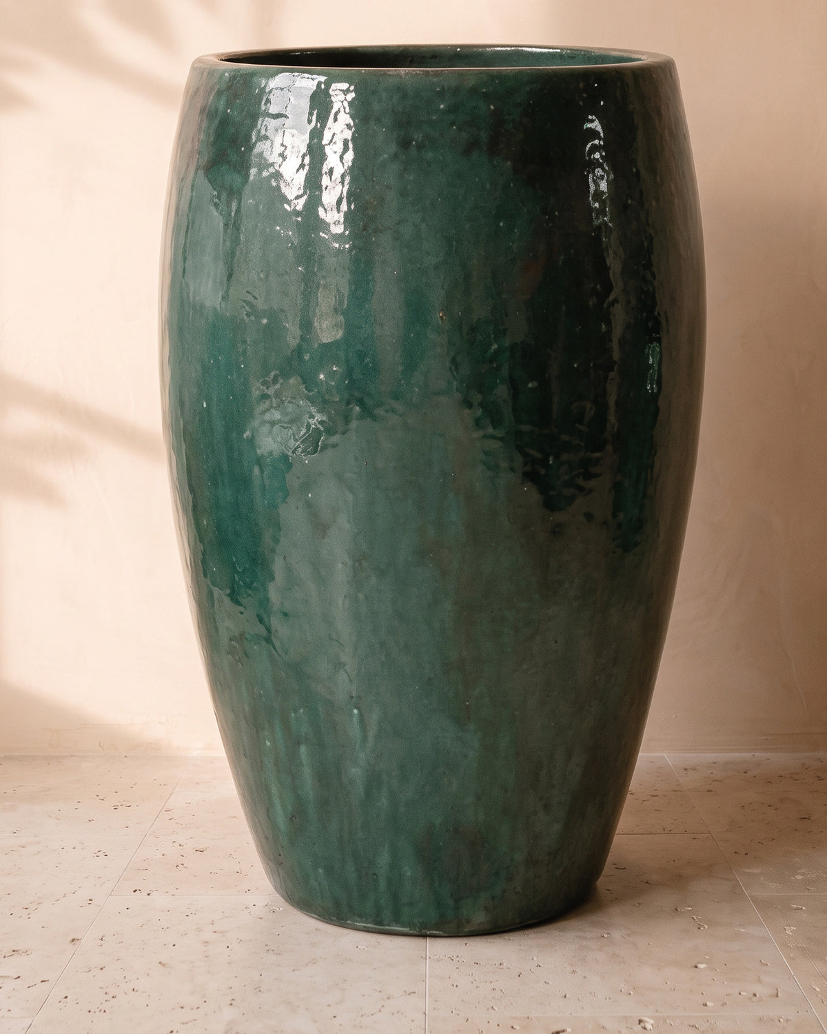 Dark Green Glossy Pot, largest size, close-up of the full pot