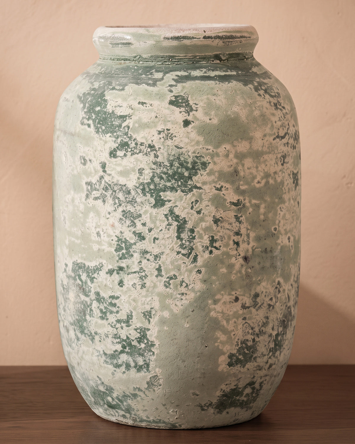 Atlantic Moss Green Cylindrical Vase, close-up of the full vase