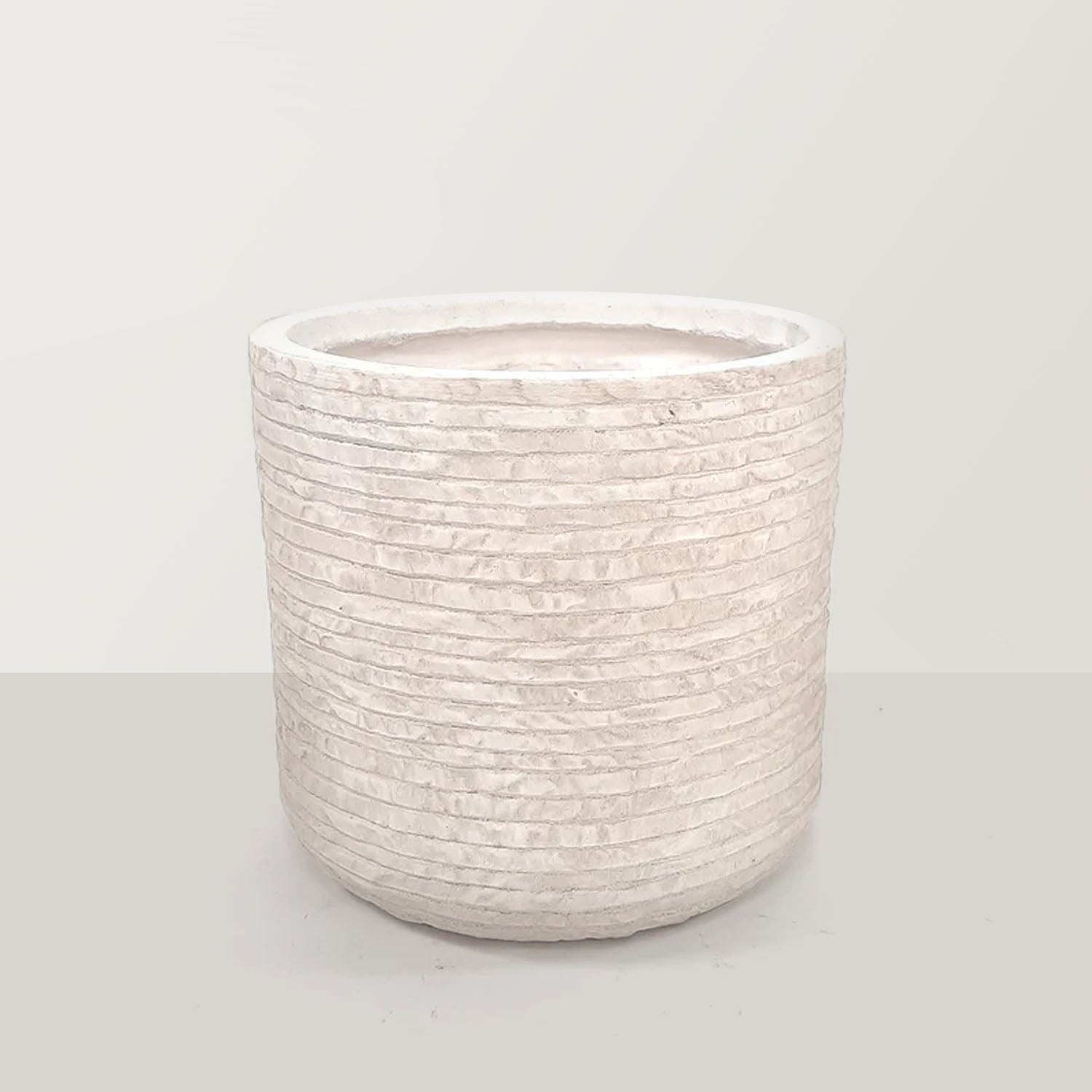 Fiber Clay Pot LT - 13963 - Bostan Al Jazeera