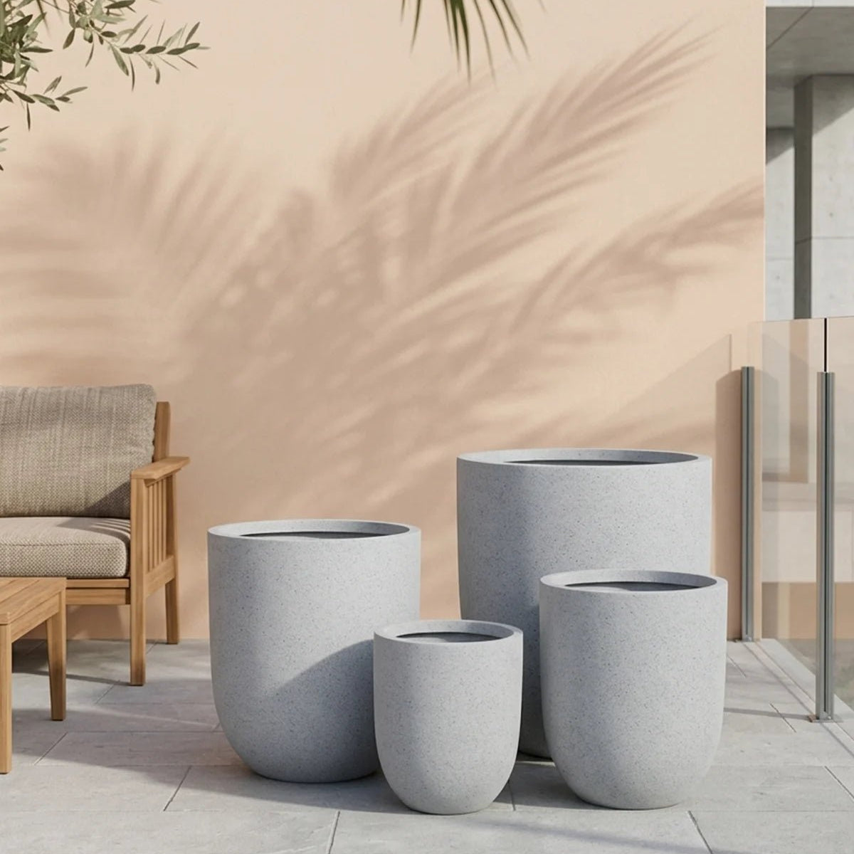Urban Round Fiberclay Pot - Bostan