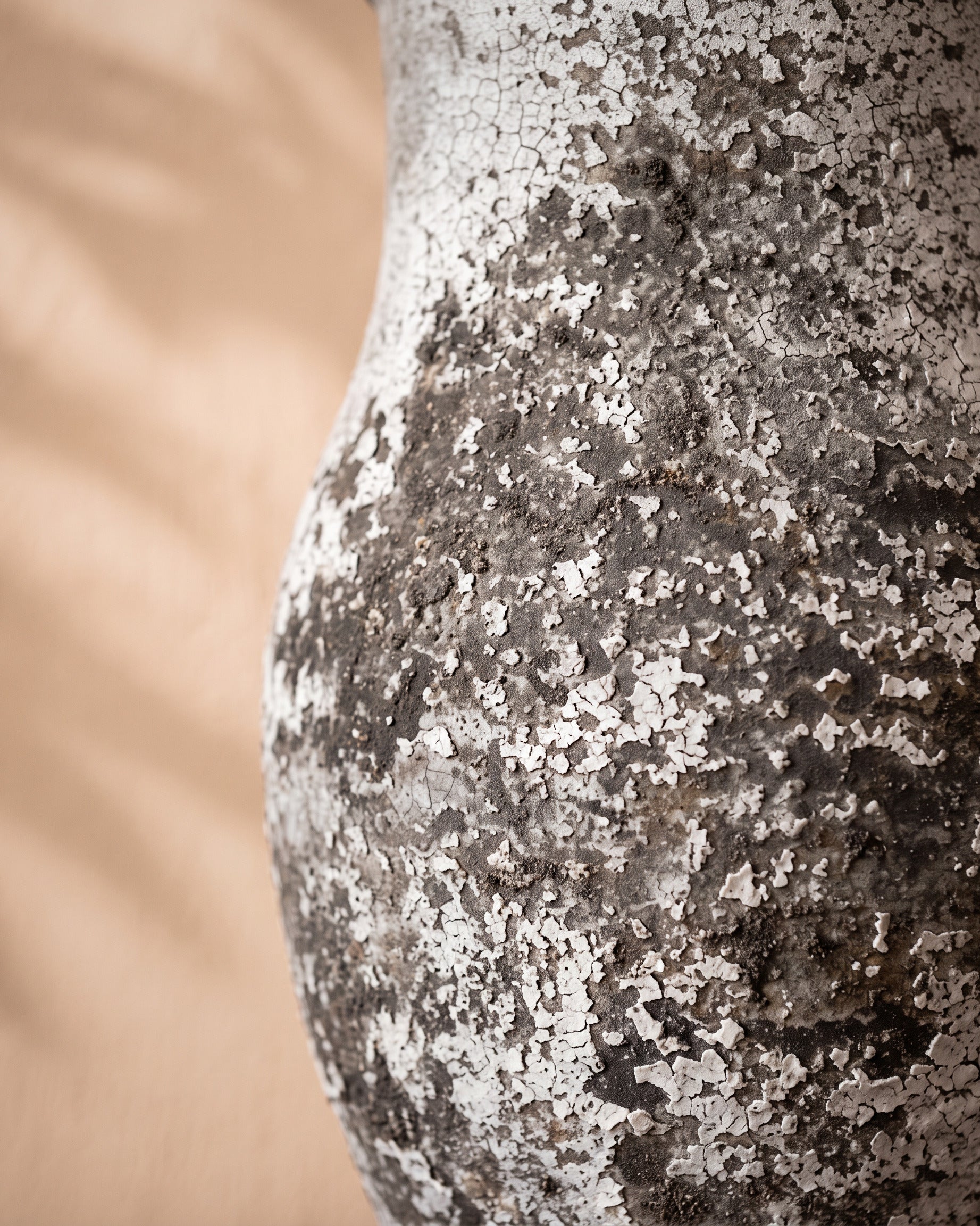 Amber Stone Vase, close-up of the surface texture