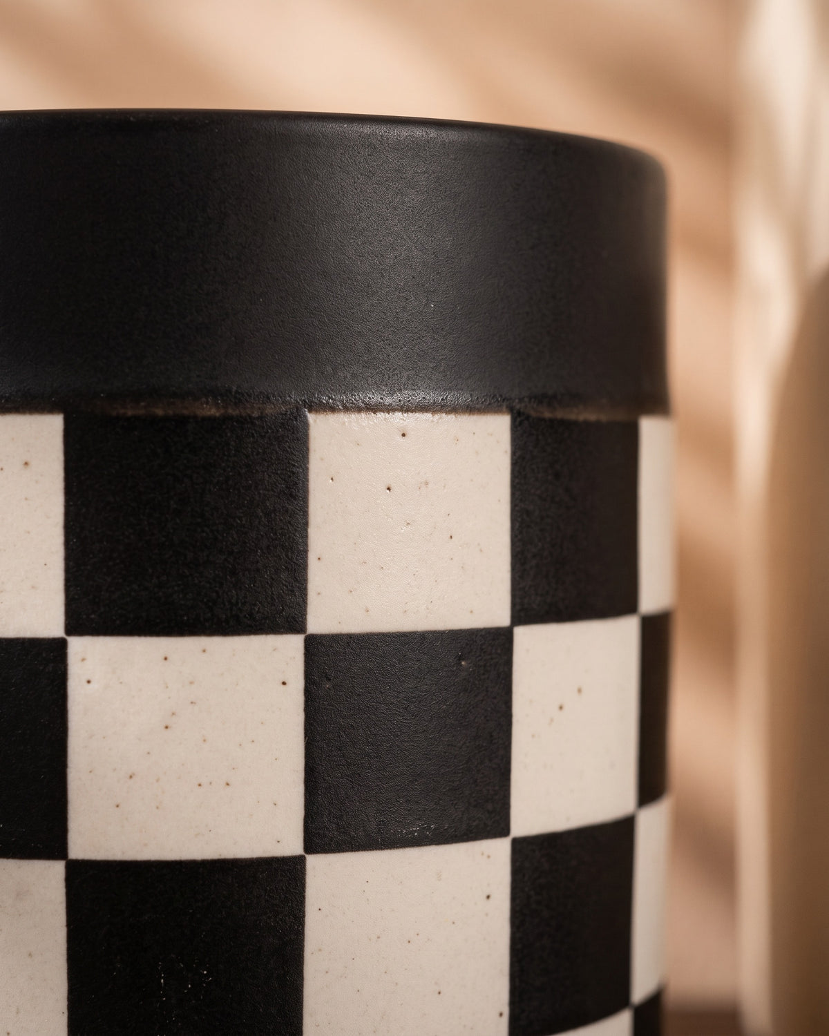 Chess Grid Pot, close-up of the surface texture