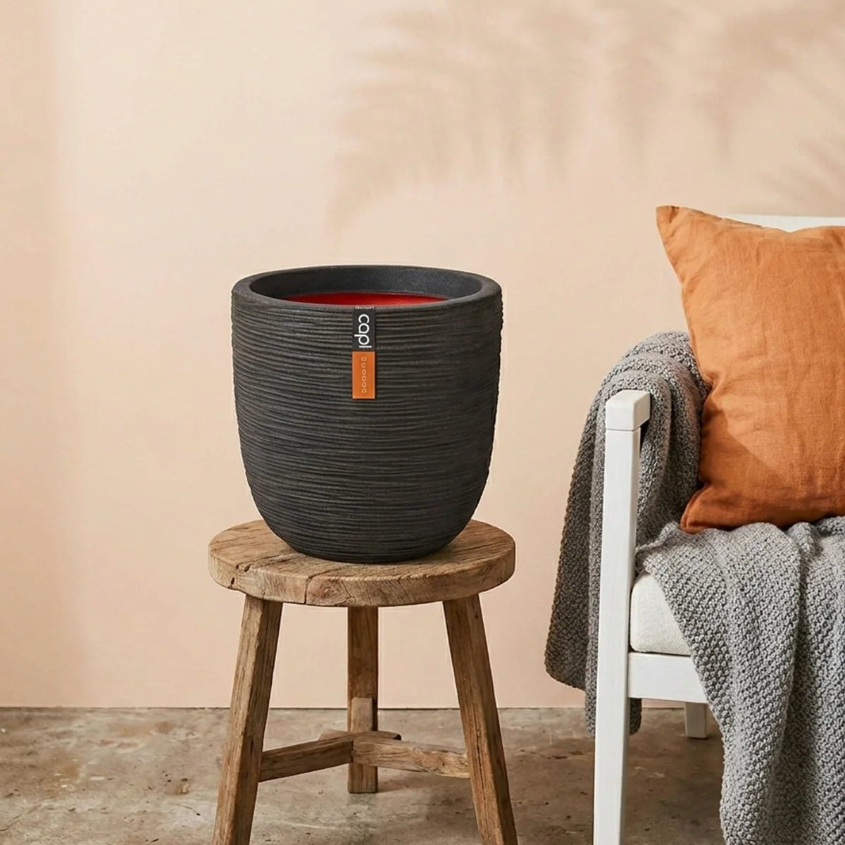 Planters Riyadh Capi Europe Planter Ball Rib KDBR 932 | Plant Pots & Planters Riyadh ...