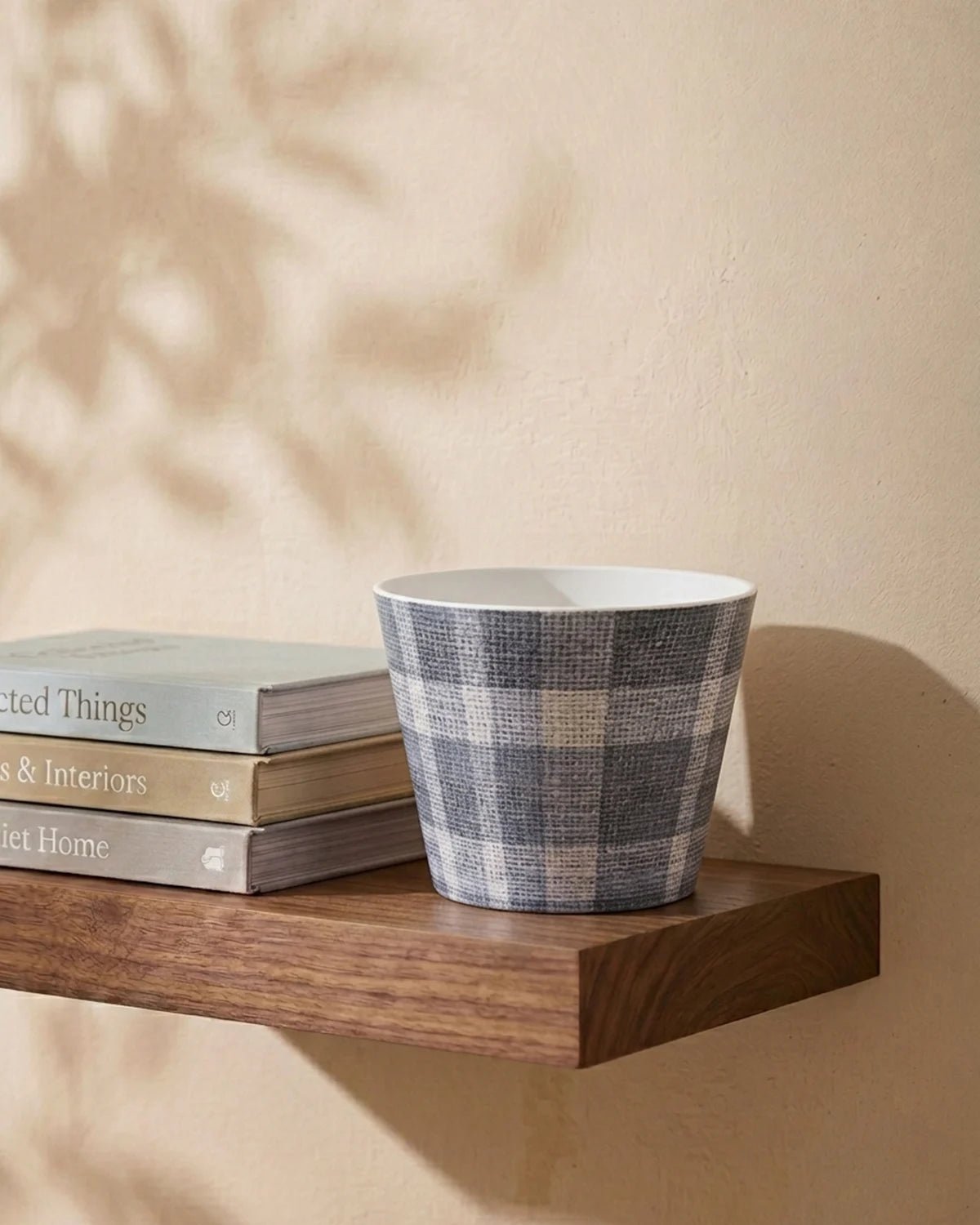 Dallas Fabric Form Ceramic Pot - Bostan