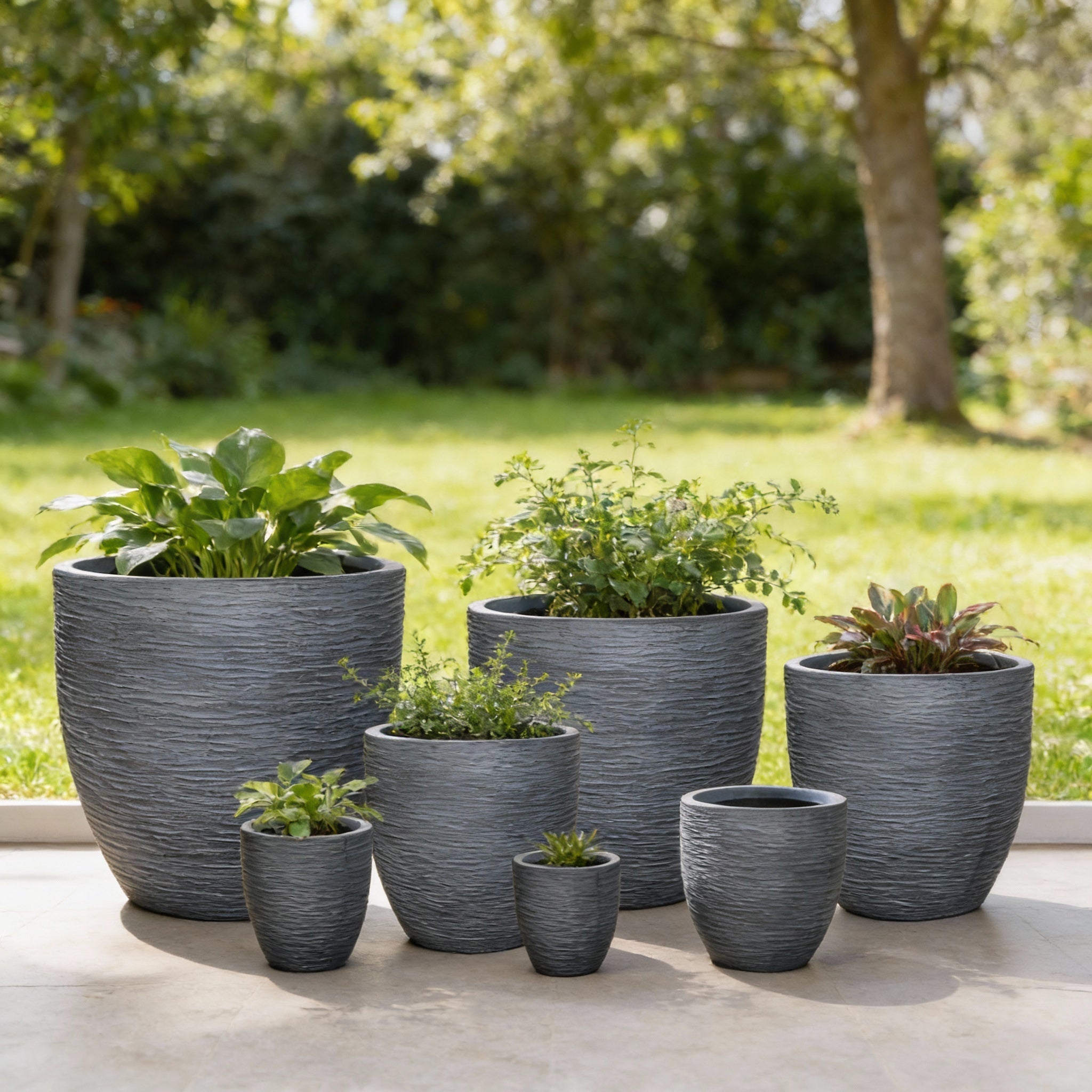 Fiber Clay Pot DW184372 - Bostan Al Jazeera