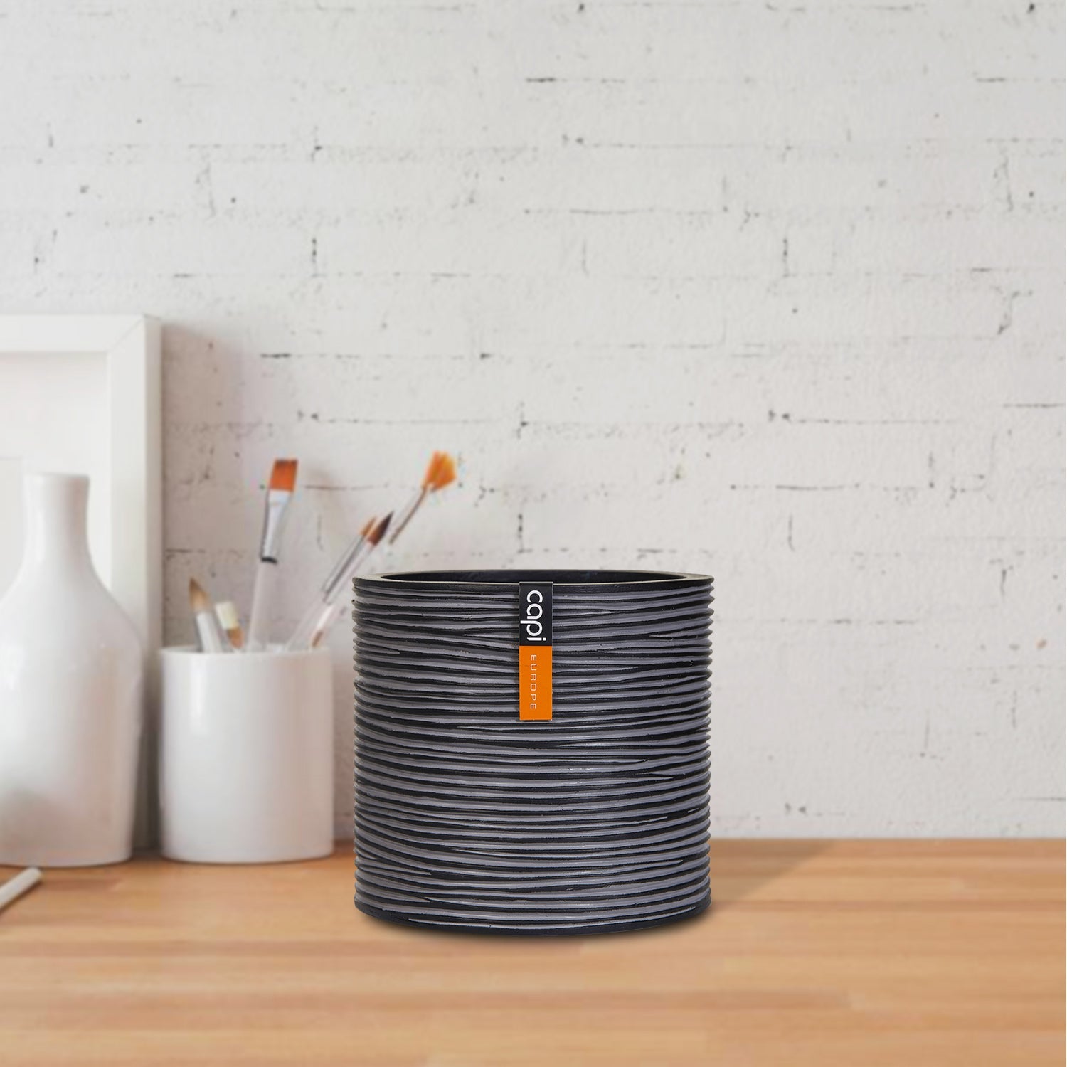 Vase Cylinder Rib BOFZ 211 - Bostan Al Jazeera